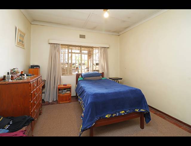 3 BEDROOM HOUSE FOR SALE IN WESTDENE